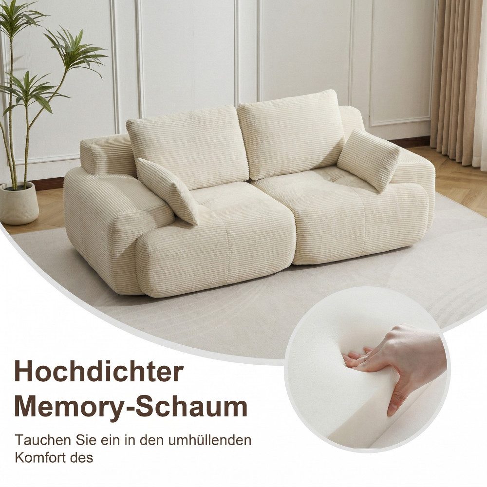 Große Liegefläche des modularen Cord Sofas