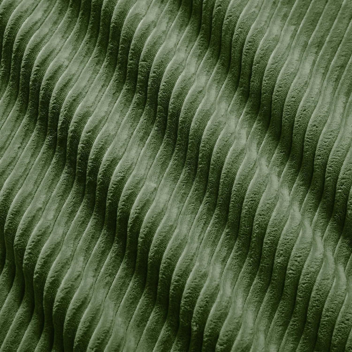 Detailaufnahme des grünen Cordsamt Bezugs