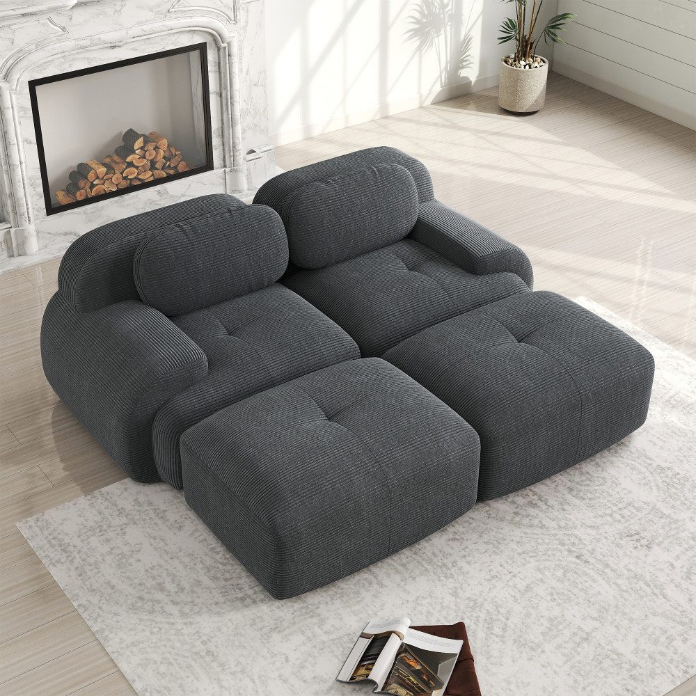 Graues Cord Sofa im Wohnzimmer