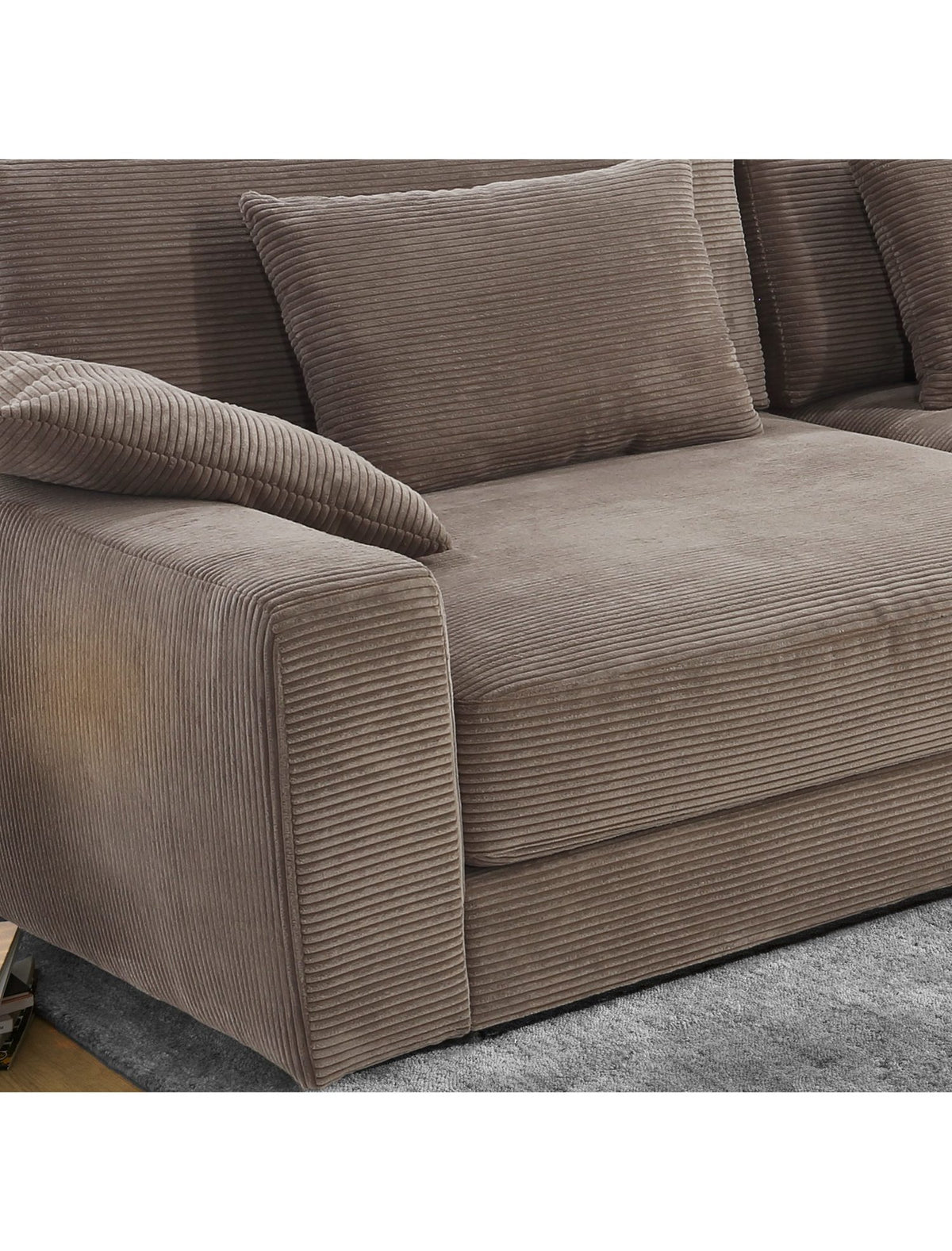 Seitliche Ansicht des Big Sofas 15252 in Cord