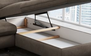 Eingebauter Bettkasten des Cord Ecksofas PETER L