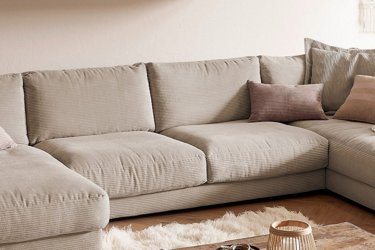 Detailaufnahme des Cordbezugs in Taupe
