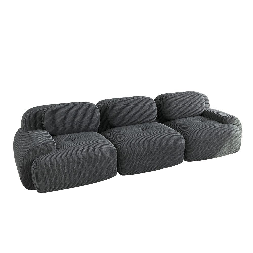 Ergonomisch geschwungene Armlehne des Cord Sofas