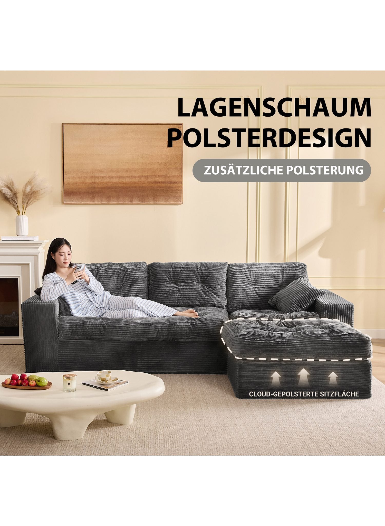 Tiefe Sitzflaeche des modularen Cord Sofas
