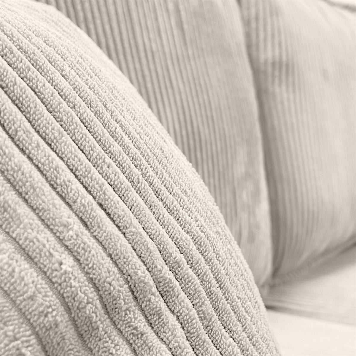 CARLO Ecksofa mit ausgezogener Liegefläche