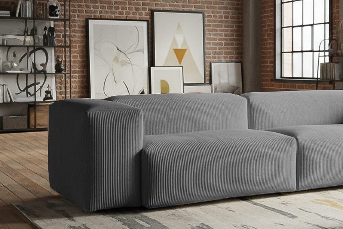 Detailansicht des grauen Cordbezugs am Sofa CELESTE