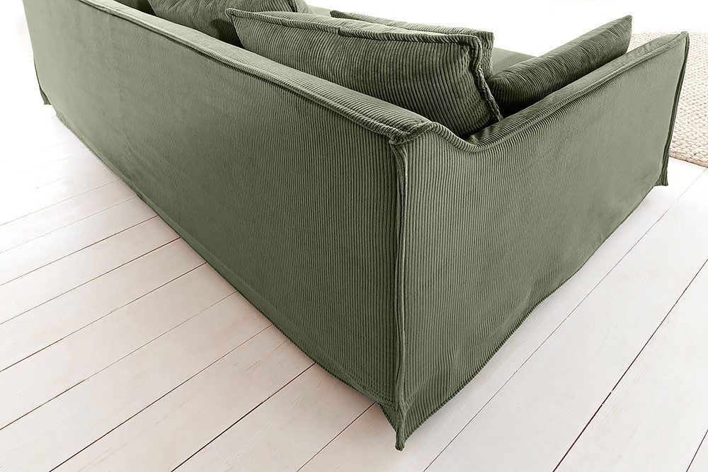 Sofa HEAVEN aus grünem Cord von hinten