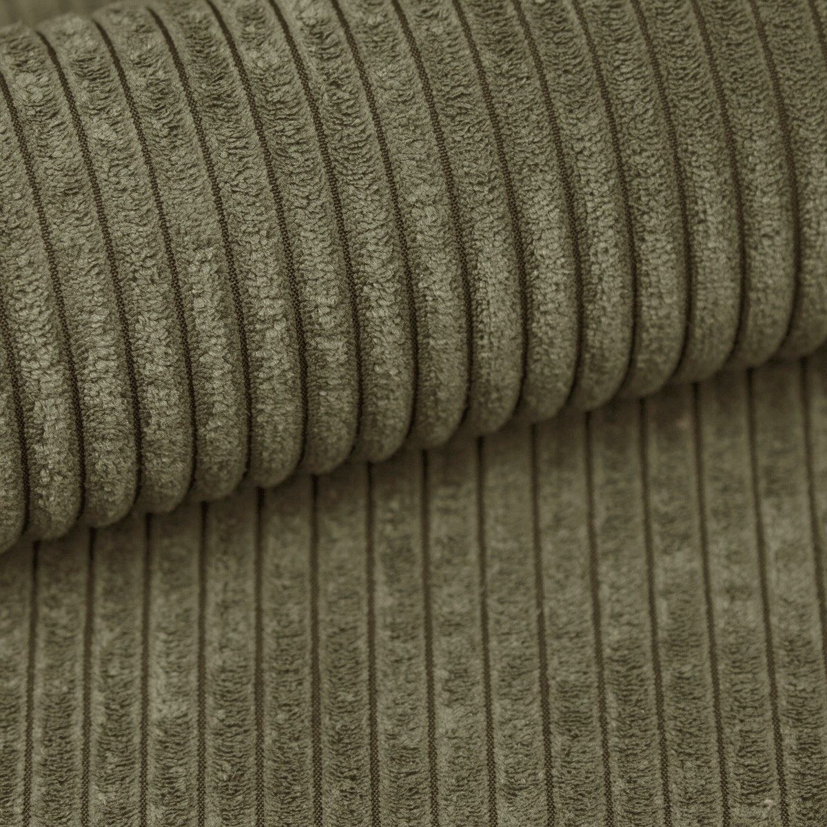 Big Sofa OLIMPIA in Khaki von vorne