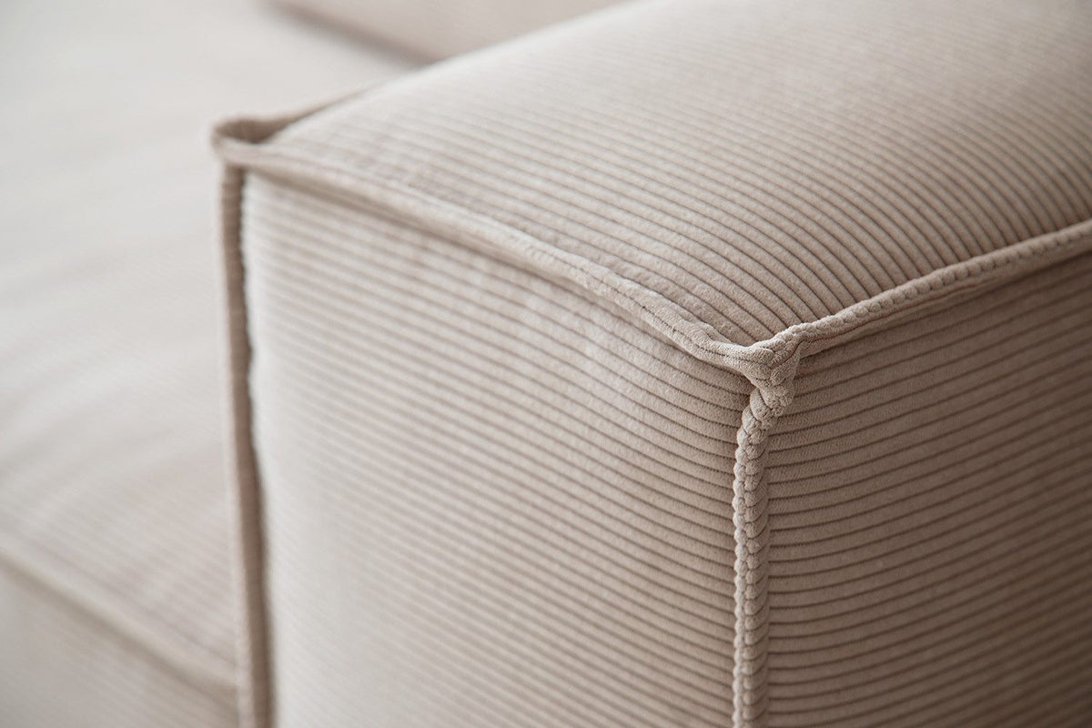 CARMO Cord Sofa Detailansicht des Feincords
