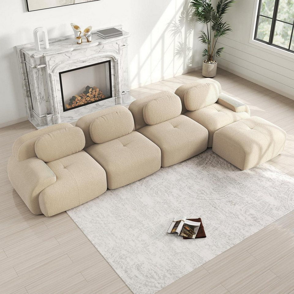 Cord Wohnlandschaft in Beige mit vier Sitzen und einer Ottomane