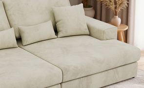 Extra tiefe Sitzfläche des Big Sofas ANERO in Cord
